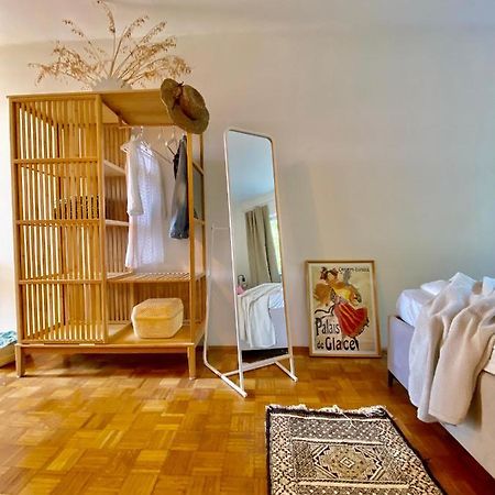 شقة Modern Couples Coastal Getaway Mm تْسْغيكفانِتْسا المظهر الخارجي الصورة